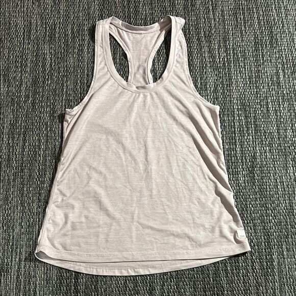 Vuori lux performance tank top - Picture 1 of 3